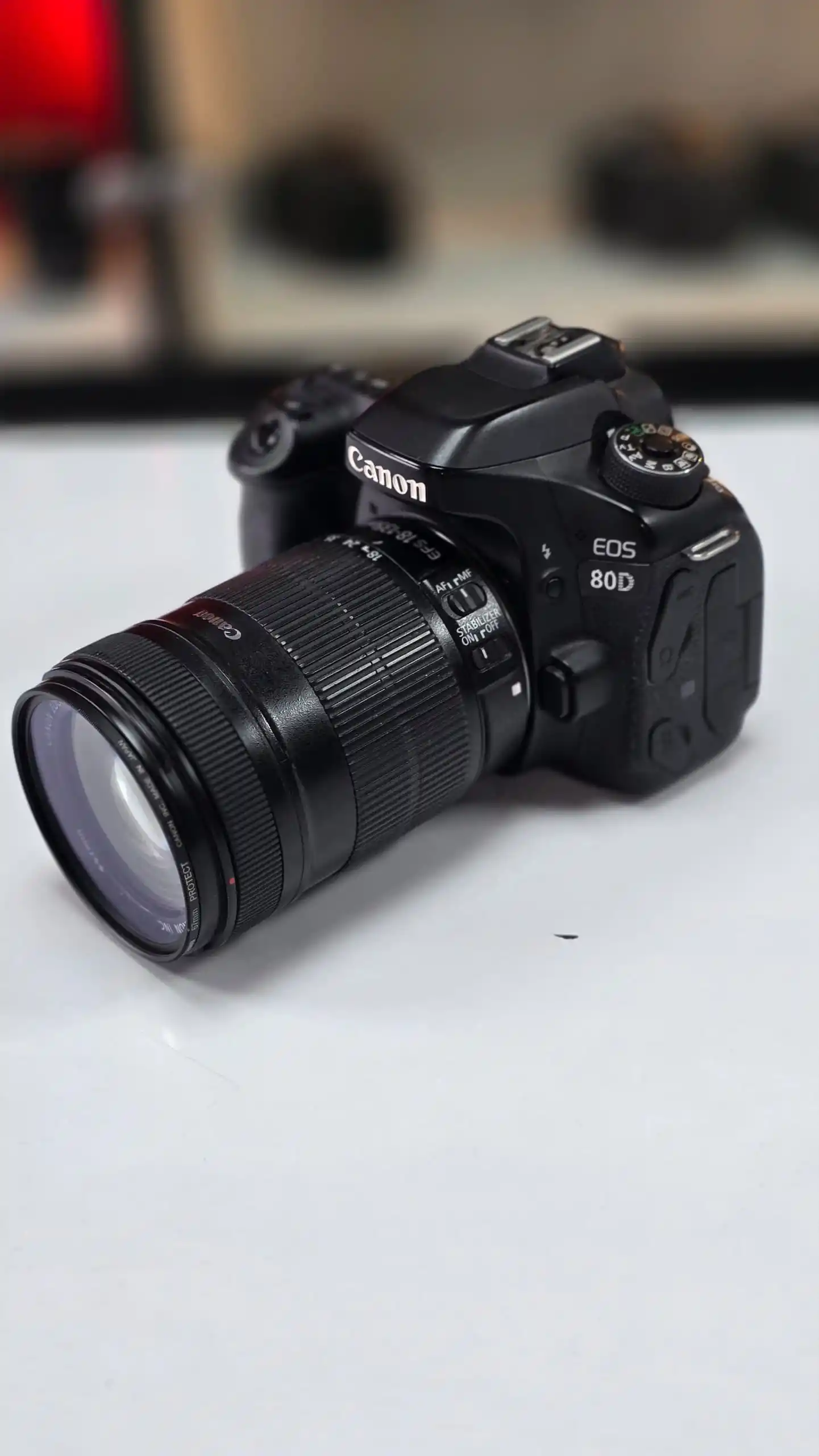 دوربین حرفه‌ای کانن | Canon 80D+18-135mm STM دست دو